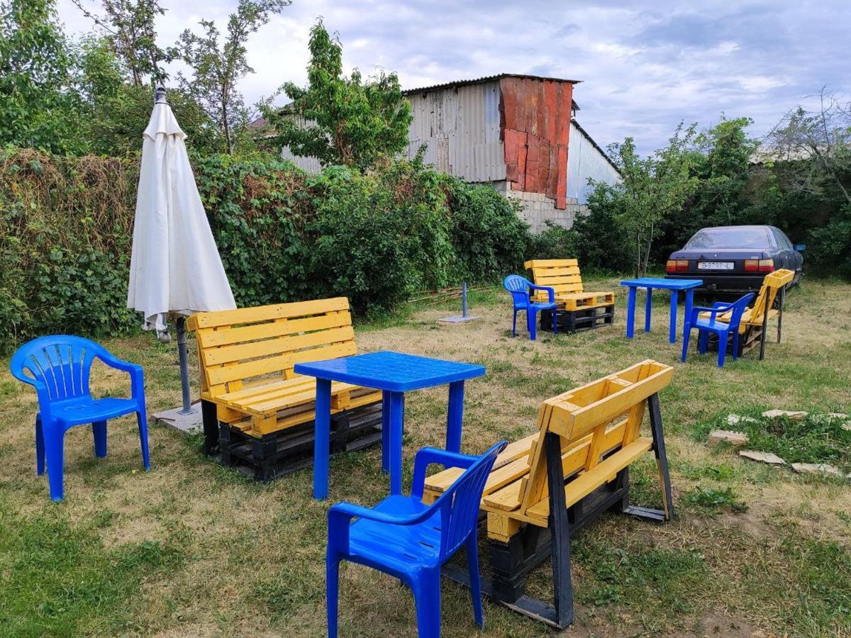 Nomadstan Capsule Hostel Karakol Luaran gambar